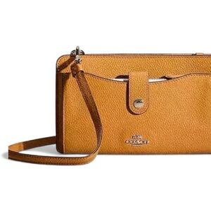 GUC Coach Noa Pop Up Messenger in Light Saddle/Silver Hardware